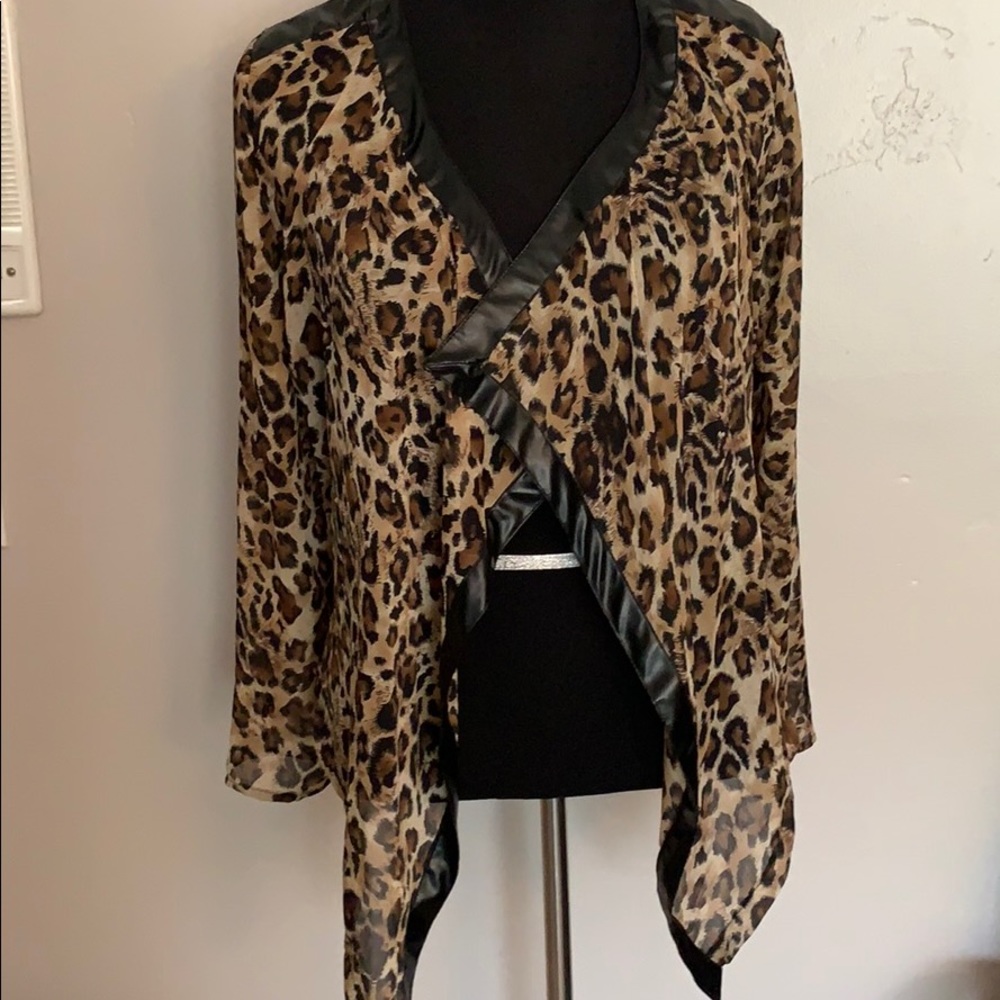 Leopard lightweight blazer